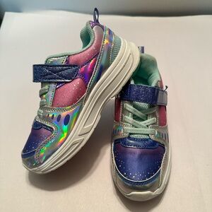 Girls Slip On Velcro Sneakers